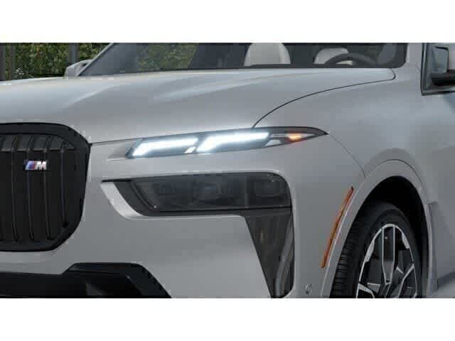Thumbnail: 2027 BMW X7 - 6