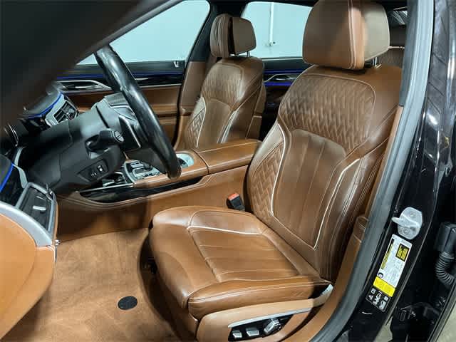 Thumbnail: 2018 BMW 7 Series - 21