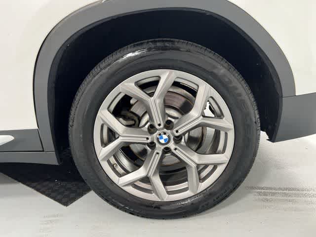 Thumbnail: 2022 BMW X4 - 19