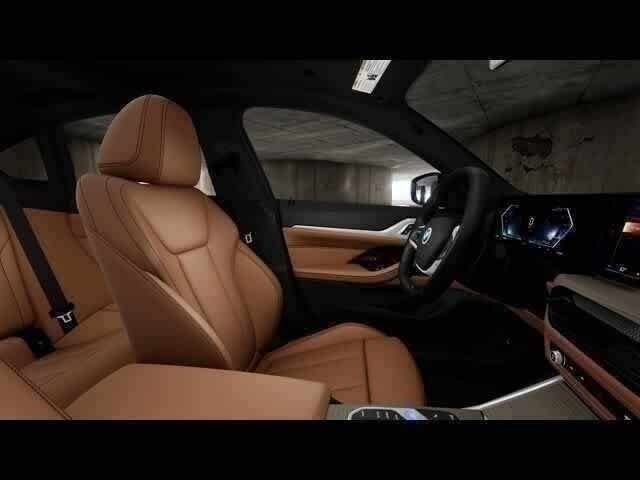 Thumbnail: 2025 BMW i4 - 9