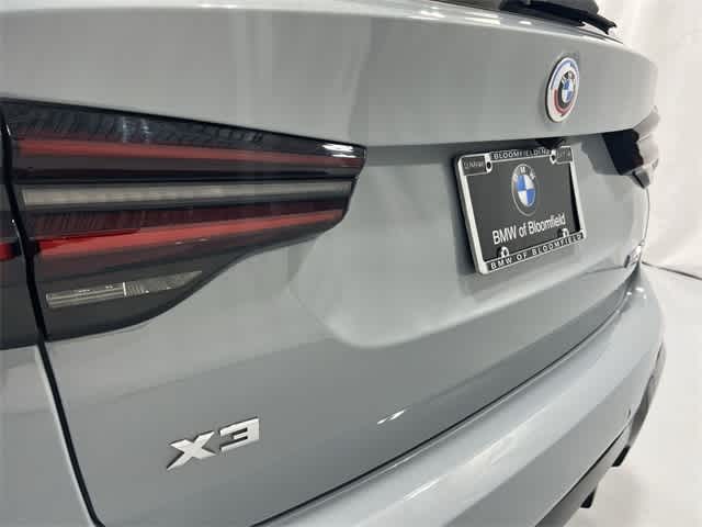 Thumbnail: 2023 BMW X3 - 17