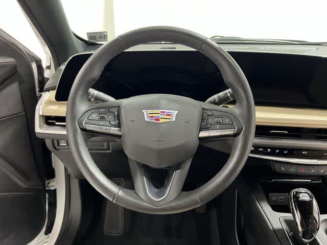 Thumbnail: 2024 Cadillac XT4 - 26