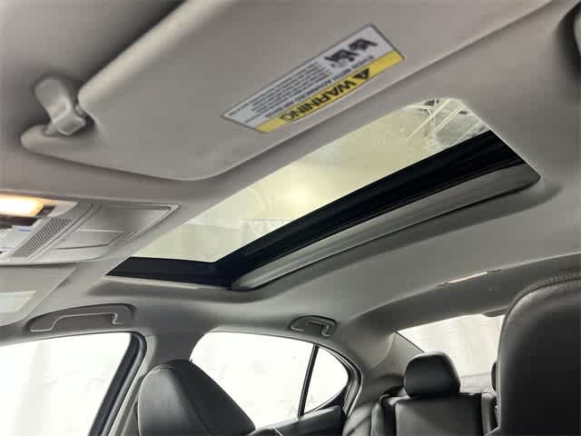 Thumbnail: 2016 Acura TLX - 23