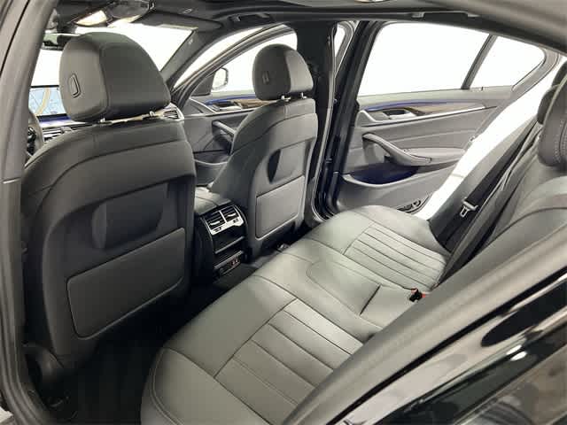 Thumbnail: 2023 BMW 5 Series - 24