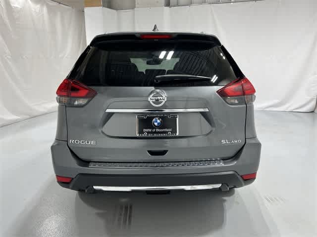 Thumbnail: 2017 Nissan Rogue - 13