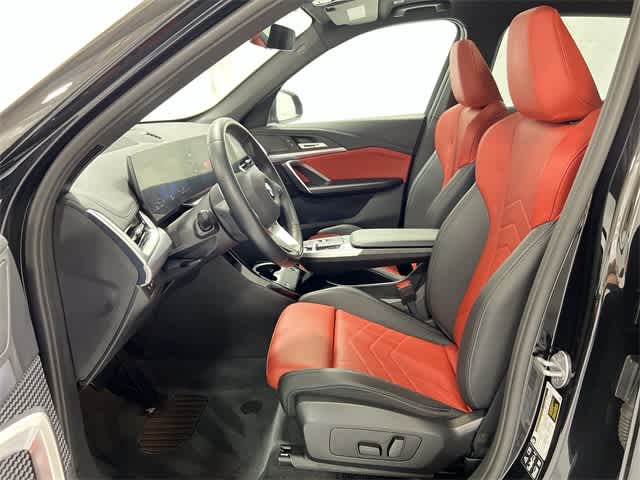 Thumbnail: 2025 BMW X1 - 10
