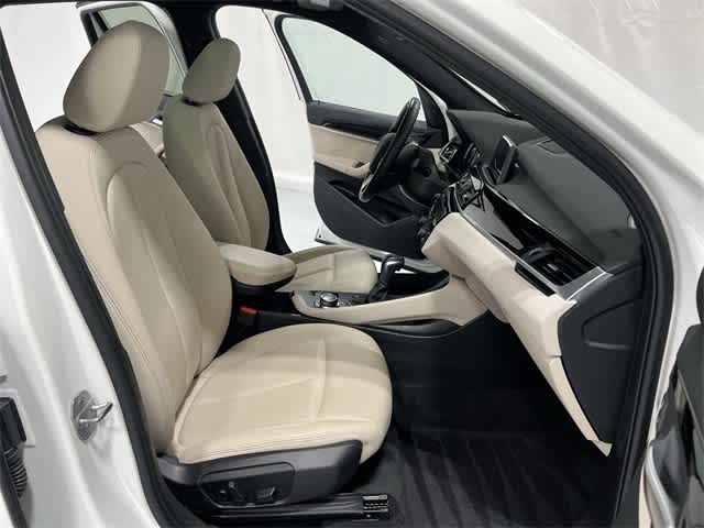 Thumbnail: 2018 BMW X1 - 26