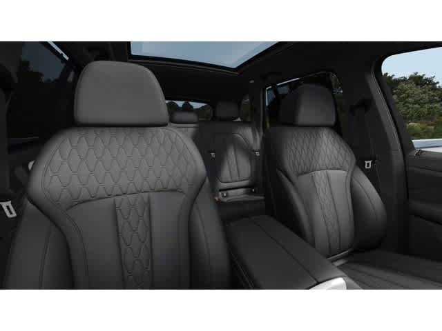 Thumbnail: 2026 BMW X5 - 11