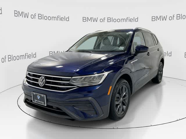 Thumbnail: 2022 Volkswagen Tiguan - 1