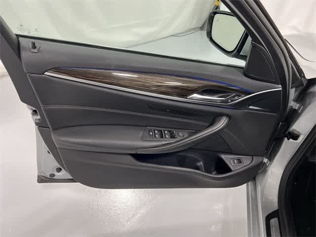 Thumbnail: 2019 BMW 5 Series - 35