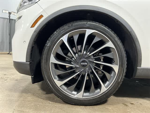 Thumbnail: 2021 Lincoln Aviator - 19