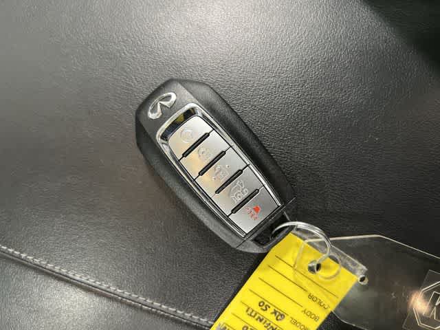 Thumbnail: 2020 INFINITI QX50 - 33