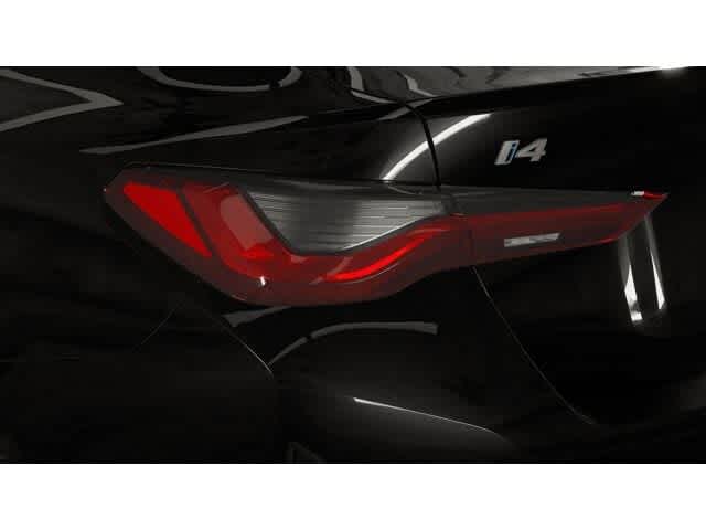 Thumbnail: 2025 BMW i4 - 8