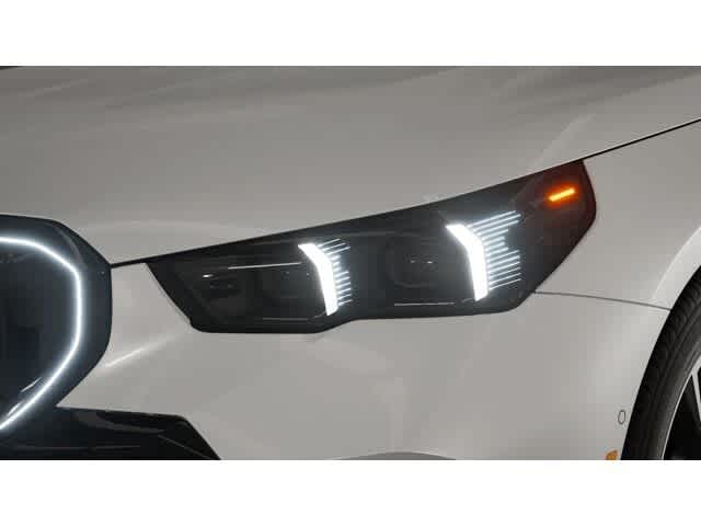 Thumbnail: 2026 BMW 5 Series - 6