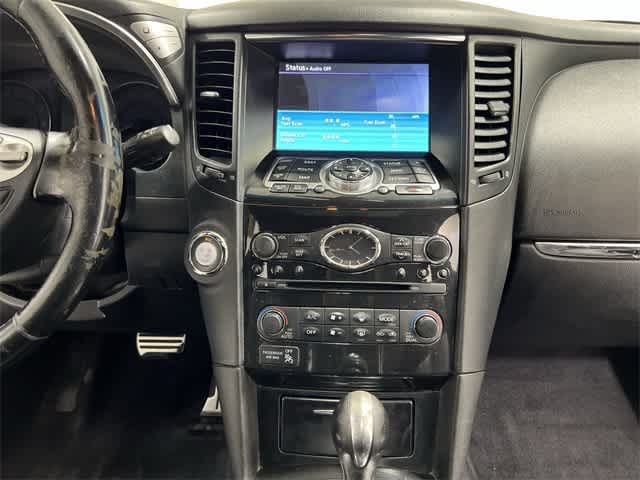Thumbnail: 2016 INFINITI QX70 - 28