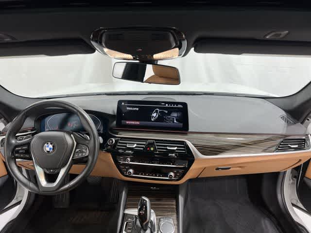 Thumbnail: 2023 BMW 5 Series - 20