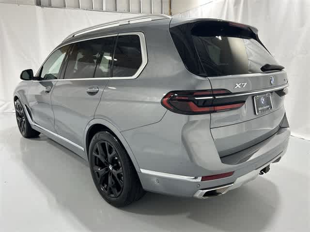 Thumbnail: 2024 BMW X7 - 12
