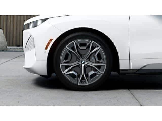 Thumbnail: 2026 BMW iX - 7