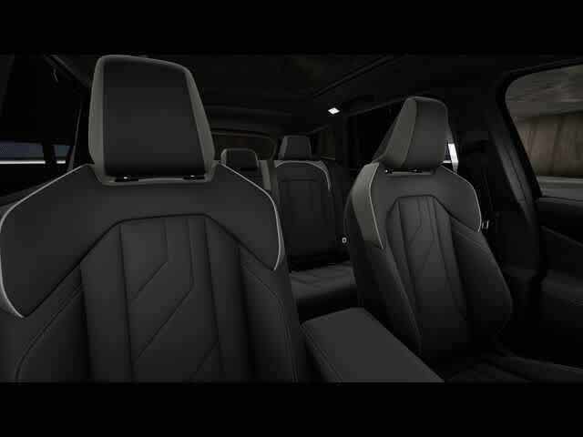 Thumbnail: 2025 BMW X3 - 10