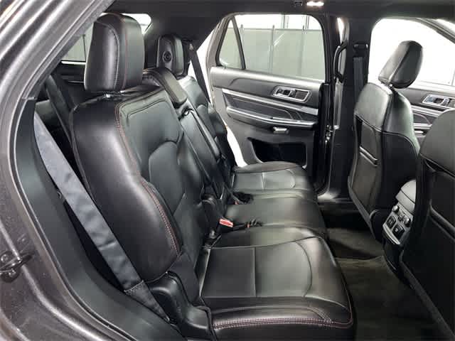 2018 Ford Explorer Sport 25
