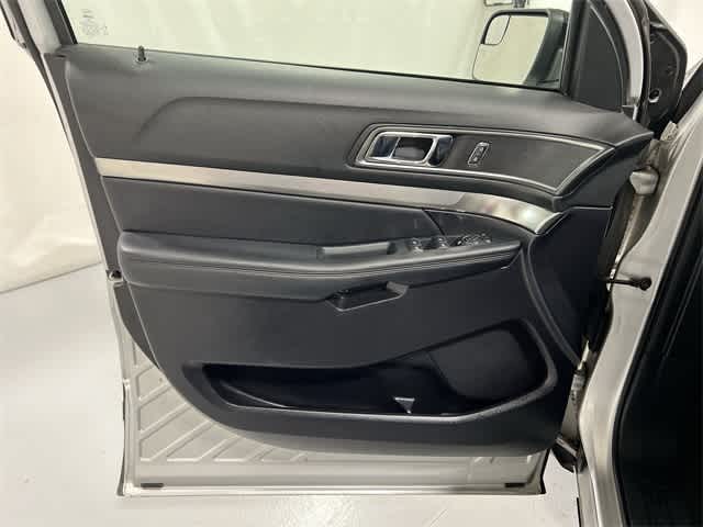 Thumbnail: 2018 Ford Explorer - 35