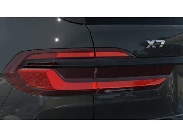 Thumbnail: 2027 BMW X7 - 9