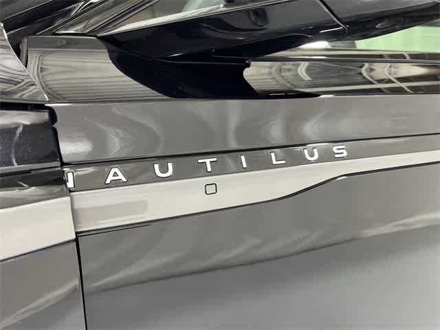 Thumbnail: 2024 Lincoln Nautilus - 18