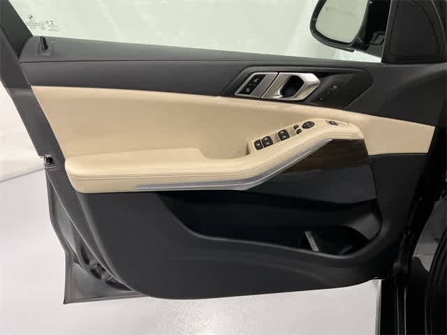 Thumbnail: 2022 BMW X5 - 35