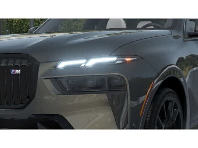 Thumbnail: 2026 BMW X7 - 6