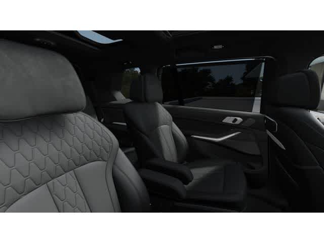 Thumbnail: 2026 BMW X7 - 12