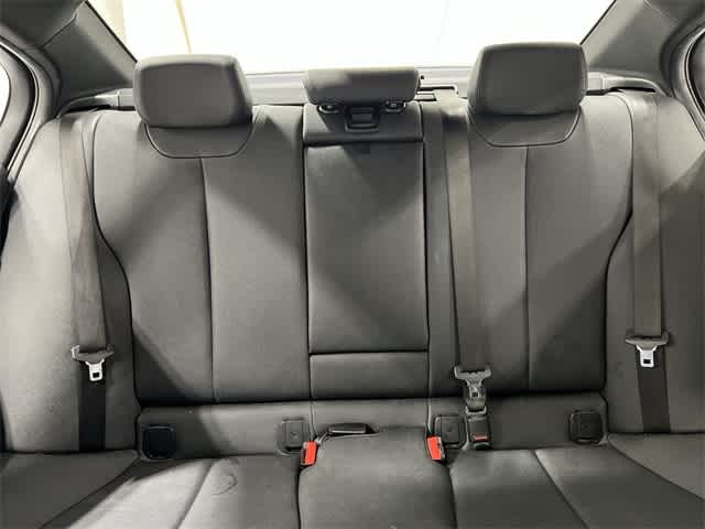 Thumbnail: 2018 BMW 3 Series - 22