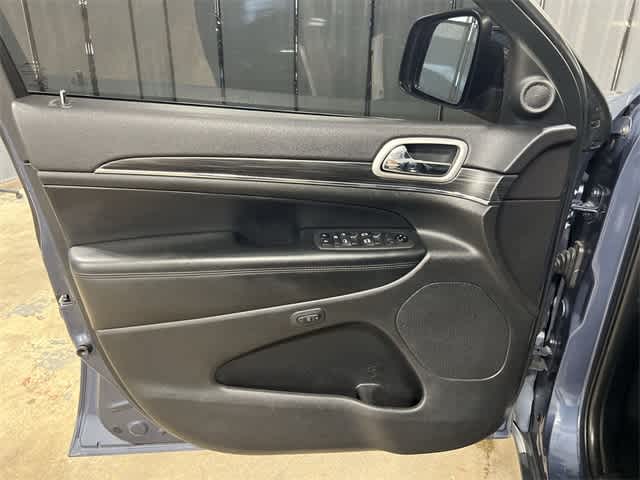 Thumbnail: 2021 Jeep Grand Cherokee - 36