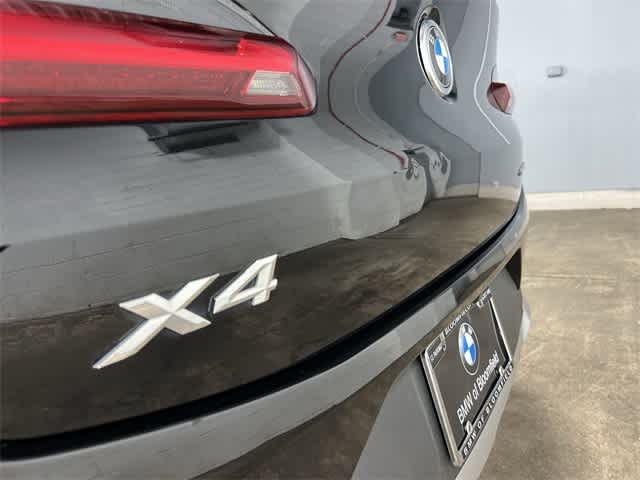 Thumbnail: 2023 BMW X4 - 17