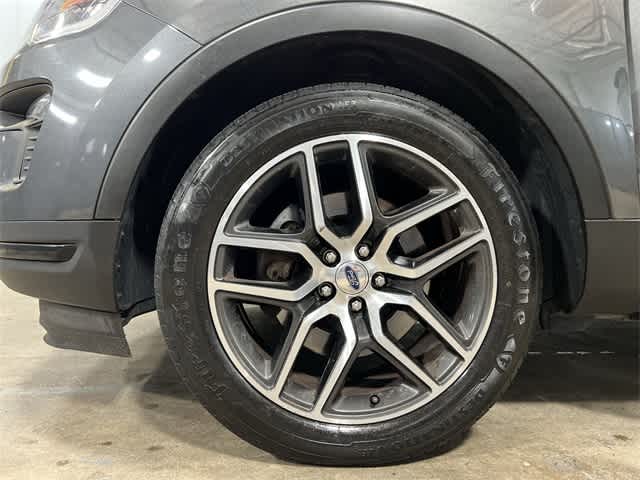 2018 Ford Explorer Sport 18