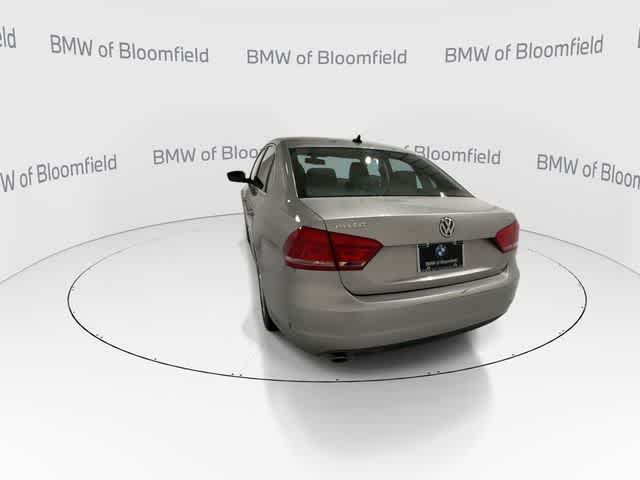 Thumbnail: 2013 Volkswagen Passat - 6