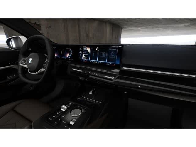 Thumbnail: 2026 BMW 5 Series - 15