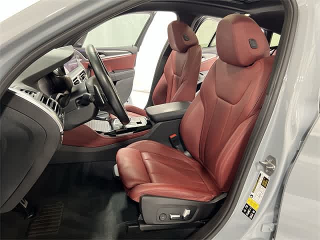 Thumbnail: 2023 BMW X4 - 21