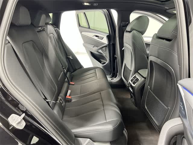 Thumbnail: 2025 BMW X4 - 25