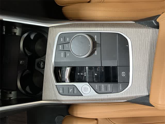 2025 BMW 3 Series 330i xDrive 31