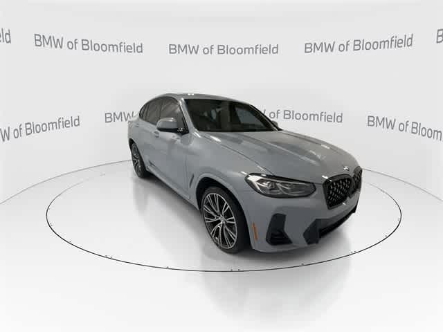 Thumbnail: 2022 BMW X4 - 2