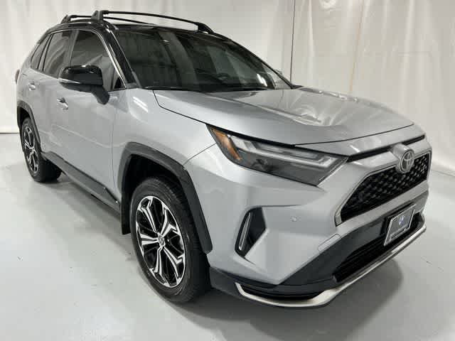 Thumbnail: 2025 Toyota RAV4 - 15