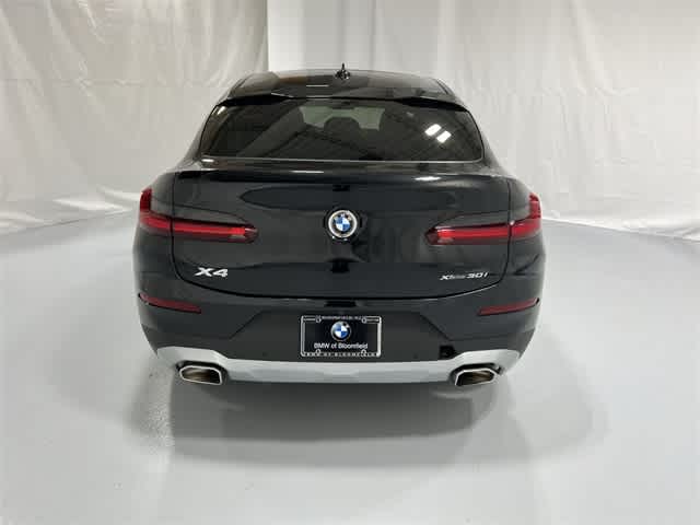 Thumbnail: 2025 BMW X4 - 13