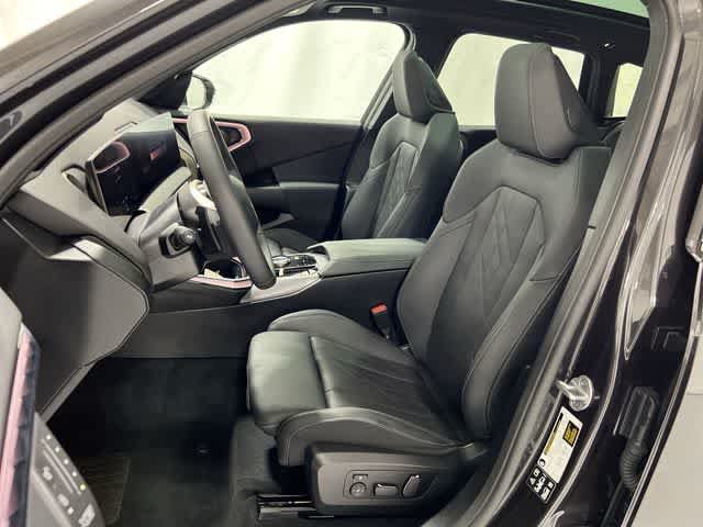 Thumbnail: 2025 BMW X3 - 21