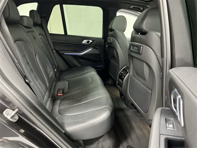 Thumbnail: 2022 BMW X5 - 25