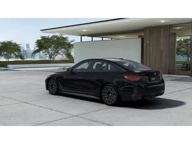 Thumbnail: 2026 BMW 4 Series - 2