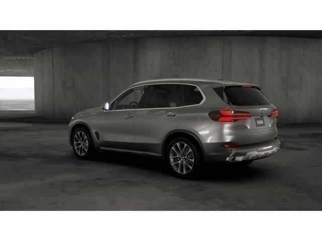 Thumbnail: 2026 BMW X5 - 2