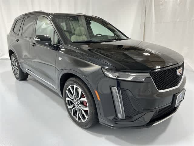 Thumbnail: 2023 Cadillac XT6 - 15