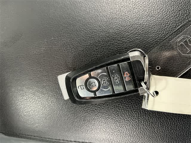 Thumbnail: 2018 Ford Explorer - 33