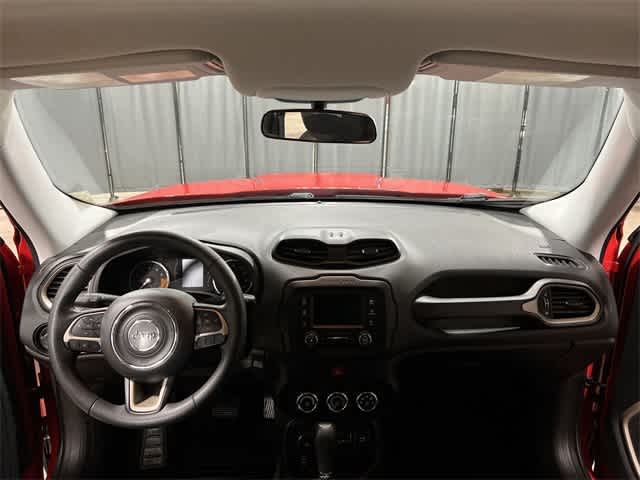 Thumbnail: 2017 Jeep Renegade - 21