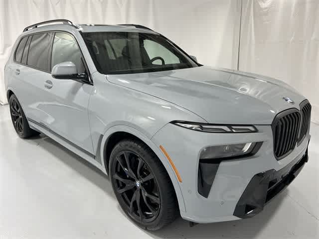 Thumbnail: 2024 BMW X7 - 15